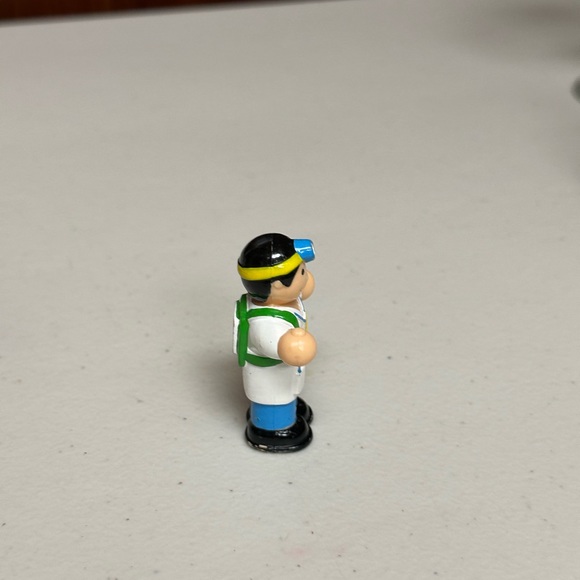 WOW Toys character minature Doctor Figure - Picture 6 of 7